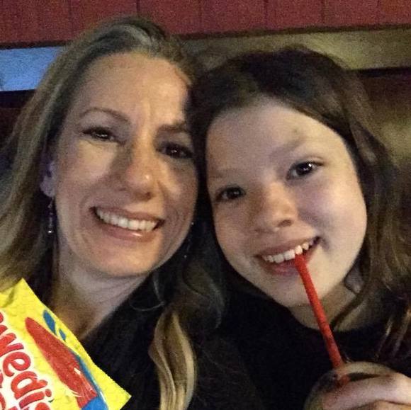 Meet your Posher, Dana - Picture 1 of 1